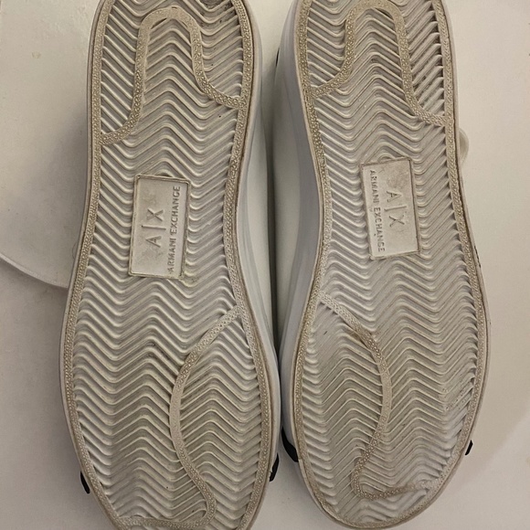 Armani exchange white sneakers size 8 - Picture 3 of 6